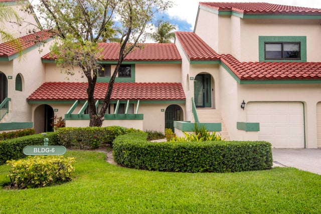 2 of 28 - 6 E Lexington Lane #c, Palm Beach Gardens, FL