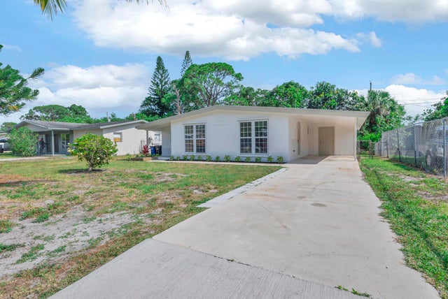 3 of 21 - 907 Skylark Dr, Fort Pierce, FL