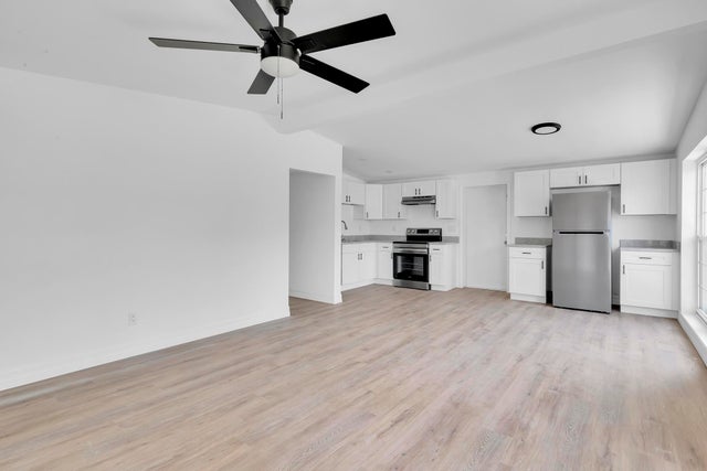 4 of 21 - 907 Skylark Dr, Fort Pierce, FL