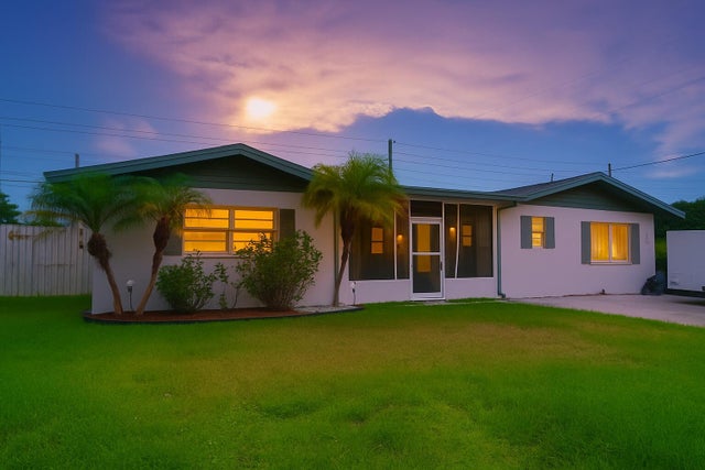 1 of 28 - 2503 Chesterfield Drive, Fort Pierce, FL