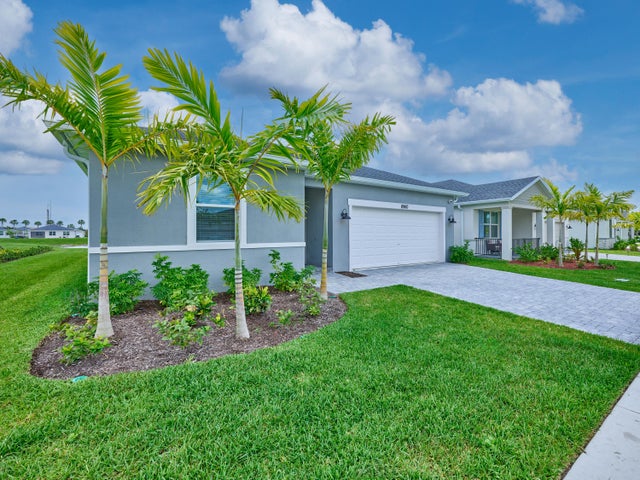 4 of 48 - 8960 Dahlia Cir, Port Saint Lucie, FL