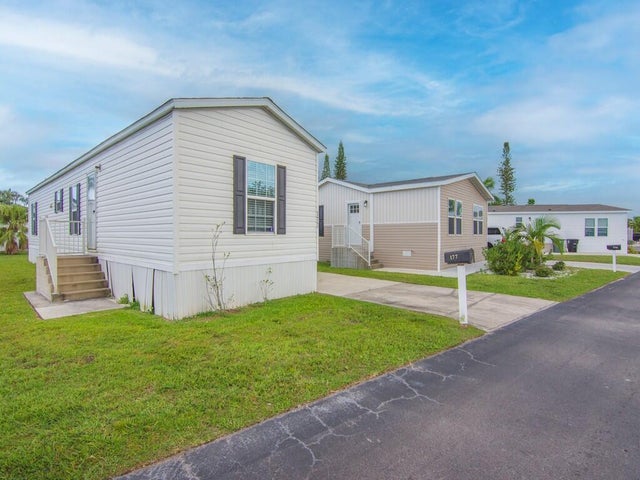 1 of 15 - 177 Cardinal Ave Av, Fort Pierce, FL