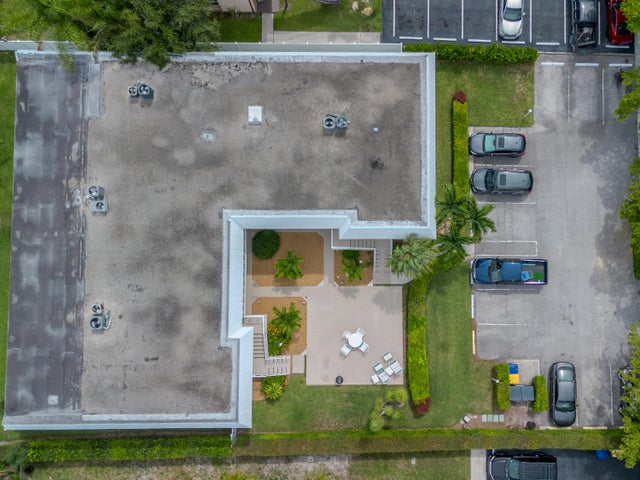 3 of 43 - 118 Yacht Club Drive #7, North Palm Beach, FL