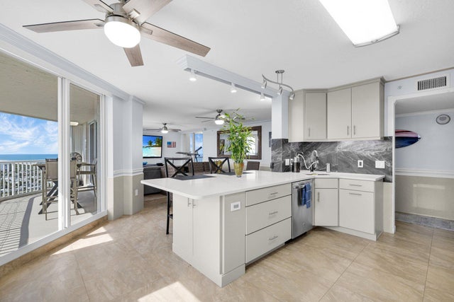 5 of 57 - 5049 N Highway A1a #1905, Hutchinson Island, FL