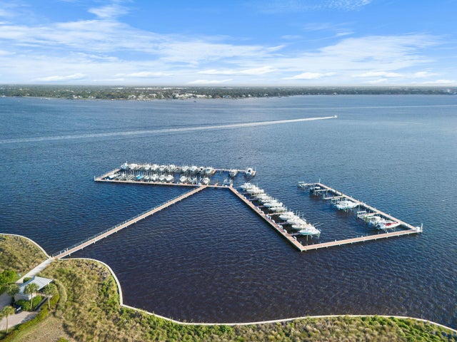 1 of 47 - 2534 Ne Evinrude Cir, Jensen Beach, FL
