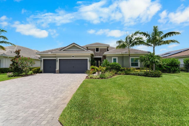 2 of 47 - 2534 Ne Evinrude Cir, Jensen Beach, FL