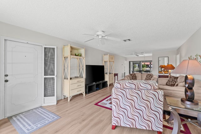 5 of 28 - 4858 Equestrian Rd #b, Boynton Beach, FL