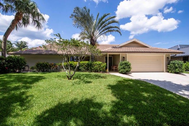 2 of 46 - 18402 Lake Bend Drive, Jupiter, FL