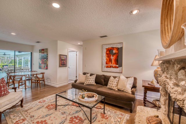 5 of 46 - 18402 Lake Bend Drive, Jupiter, FL