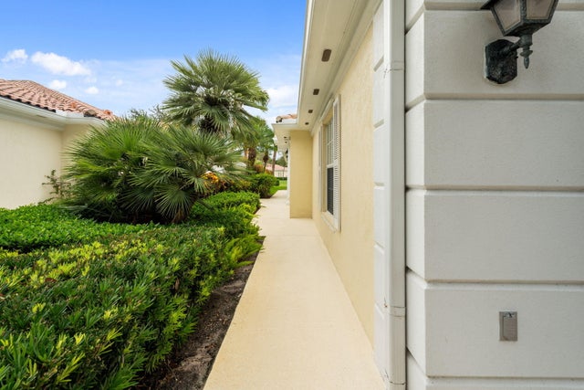 3 of 23 - 649 Hudson Bay Drive, Palm Beach Gardens, FL