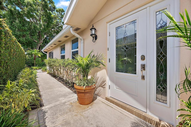 2 of 33 - 197 Brier Cir, Jupiter, FL