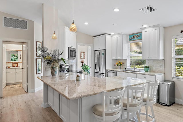5 of 33 - 197 Brier Cir, Jupiter, FL
