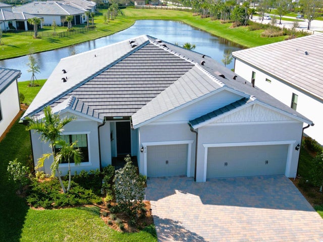 4 of 39 - 410 Se Vallarta Drive, Port Saint Lucie, FL