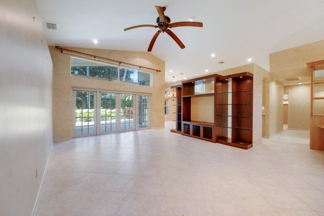 2 of 109 - 7535 Tarpon Cove Cir, Lake Worth, FL