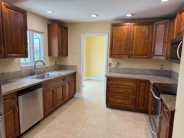5 of 32 - 22544 Sawfish Ter, Boca Raton, FL