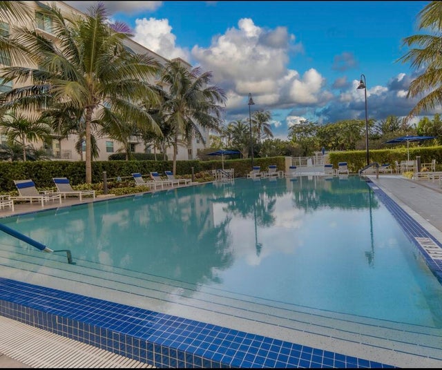4 of 15 - 610 Clematis Street #336, West Palm Beach, FL