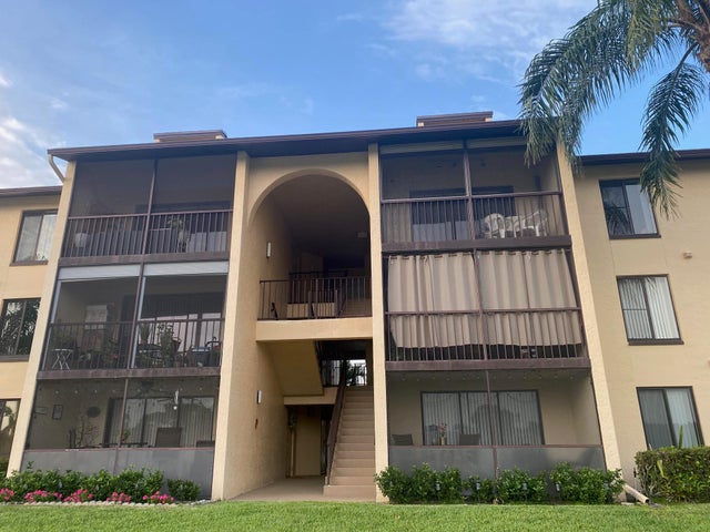 2 of 30 - 806 Sky Pine Way #g3, Greenacres, FL