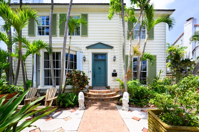 1 of 55 - 284 Queens Court, West Palm Beach, FL