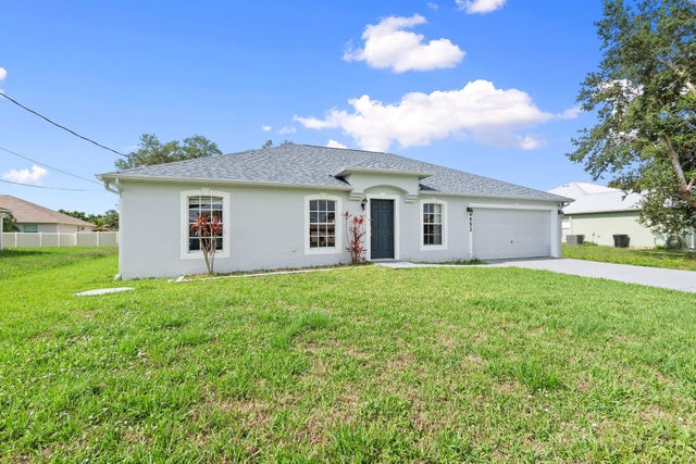 4 of 37 - 1552 Sw Neponset Rd, Port Saint Lucie, FL