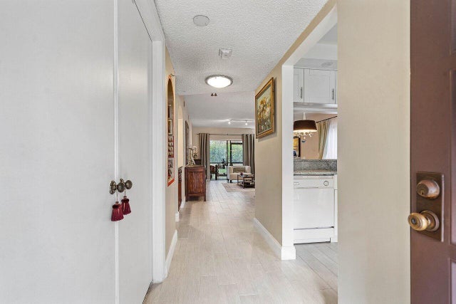 4 of 31 - 5200 E Club Cir #106, Boca Raton, FL