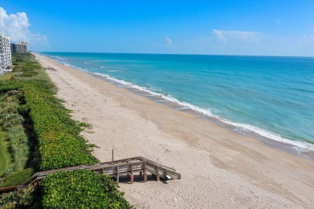 5 of 60 - 9500 S Ocean Drive #307, Jensen Beach, FL