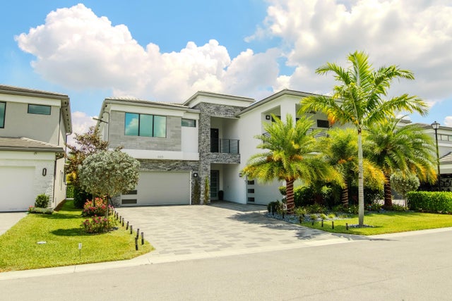 1 of 81 - 8305 Fishhawk Falls Ct, Boca Raton, FL