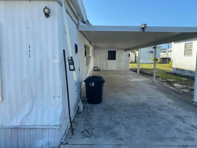 3 of 8 - 10885 Se Se Federal Hwy #117, Hobe Sound, FL