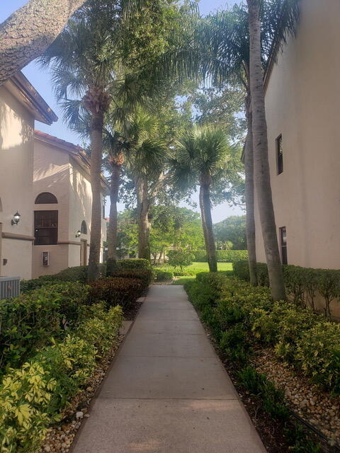 2 of 31 - 5196 Europa Dr #d, Boynton Beach, FL
