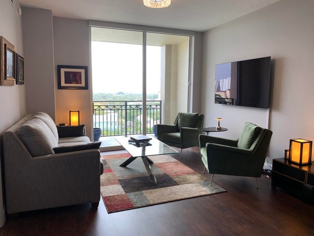 4 of 22 - 550 Okeechobee Blvd #825, West Palm Beach, FL