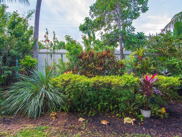 4 of 21 - 677 Royal Palm Blvd Blvd #6, Vero Beach, FL