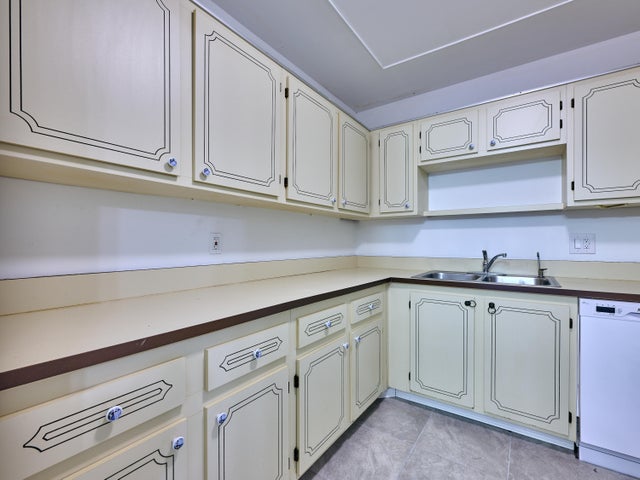 5 of 18 - 2638 Gately Drive E #106, West Palm Beach, FL