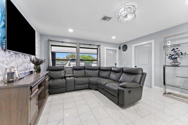 5 of 32 - 4501 N Australian Avenue, West Palm Beach, FL