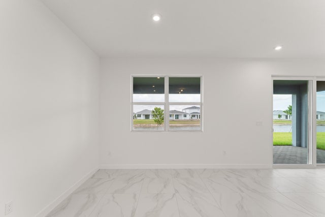 5 of 15 - 14483 Sw Woodford Wy, Port Saint Lucie, FL