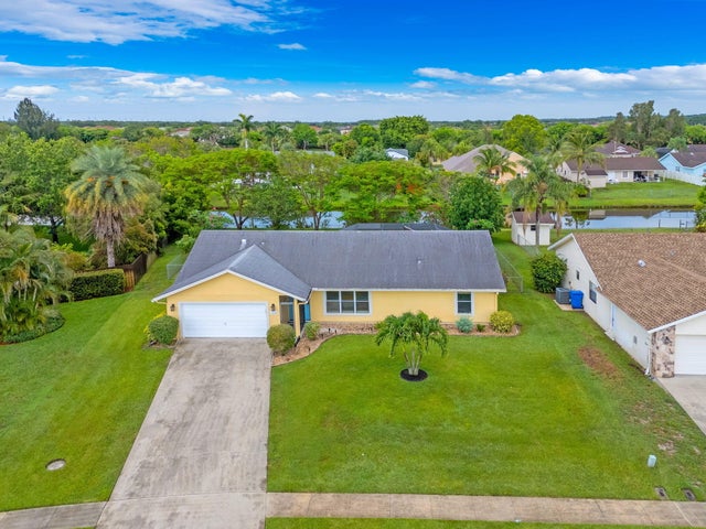 1 of 48 - 165 Cordoba Cir, Royal Palm Beach, FL