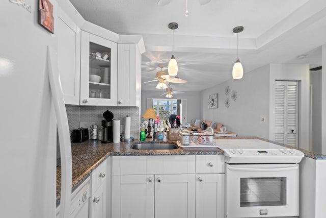 5 of 39 - 2121 Ne 1st Ct #202, Boynton Beach, FL