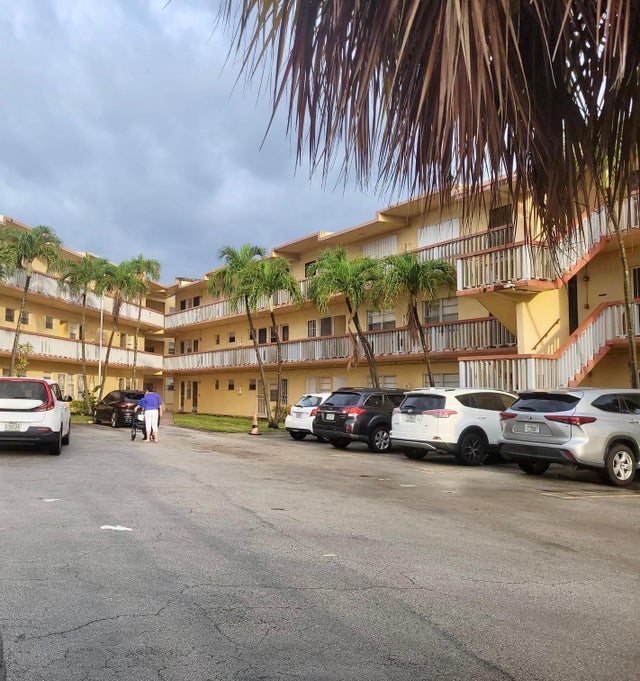 1 of 34 - 1551 Ne Miami Gardens Drive #216, Miami, FL
