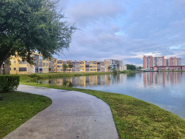 2 of 34 - 1551 Ne Miami Gardens Drive #216, Miami, FL
