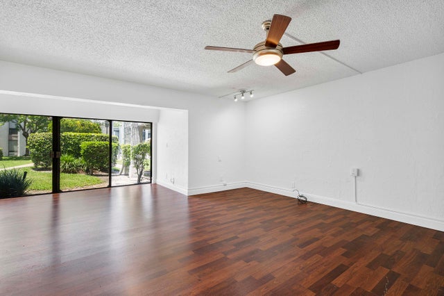 2 of 40 - 6612 Spring Bottom Way #186, Boca Raton, FL