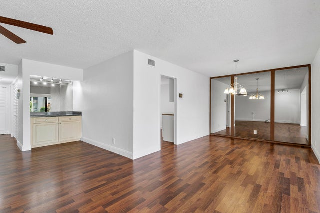 4 of 40 - 6612 Spring Bottom Way #186, Boca Raton, FL