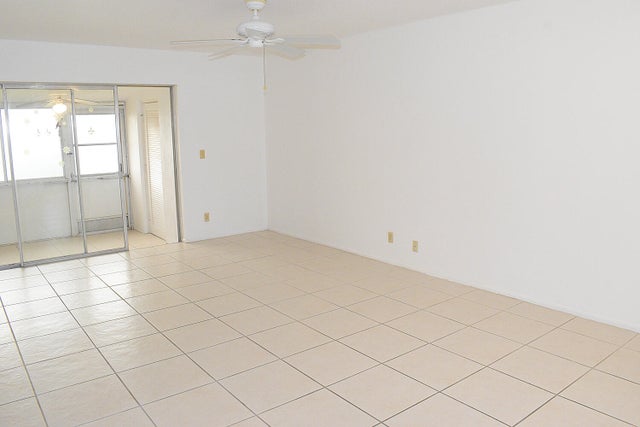 4 of 33 - 2930 Crosley Drive E #g, West Palm Beach, FL