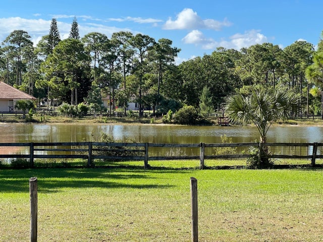 4 of 11 - 5775 Reynolds Rd, Lake Worth, FL