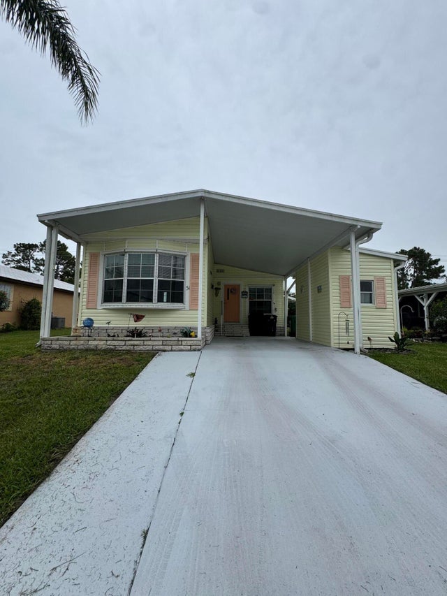 1 of 39 - 31 Vista De Laguna, Fort Pierce, FL