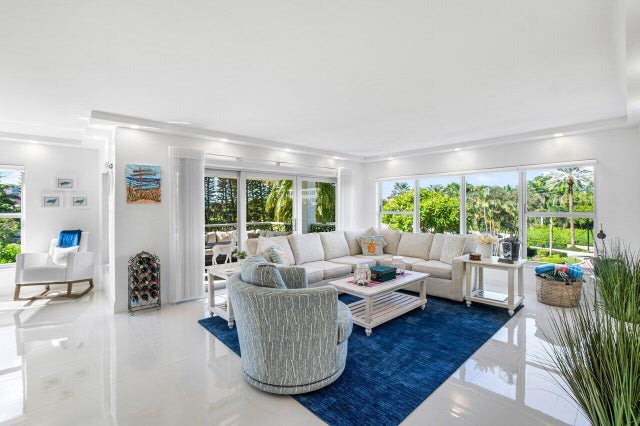 1 of 37 - 875 E Camino Real #3e, Boca Raton, FL