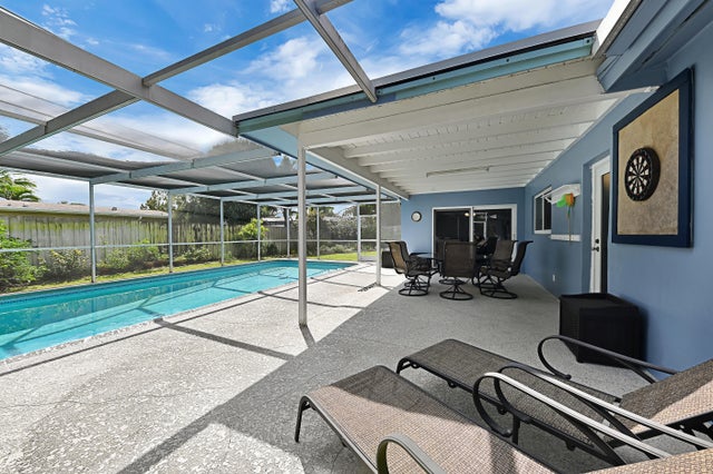5 of 22 - 1056 Sw 27th Avenue, Boynton Beach, FL
