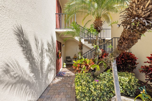3 of 22 - 1801 Consulate Place #101, West Palm Beach, FL