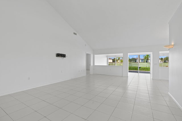 5 of 33 - 1415 Bear Island Drive, West Palm Beach, FL
