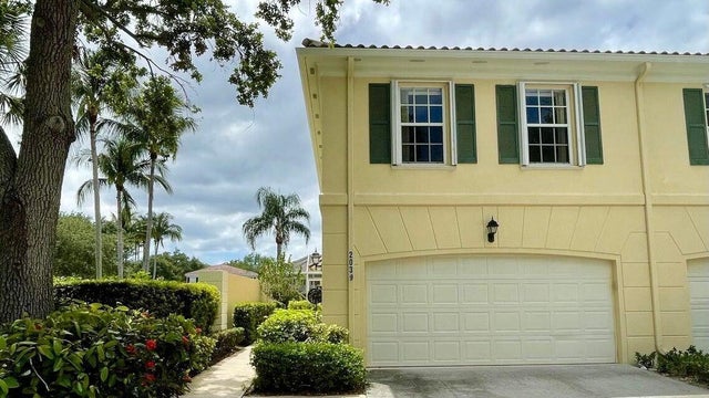 2039 Tarpon Lake Way, West Palm Beach