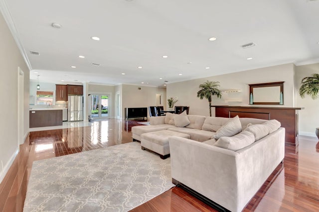 4 of 18 - 3913 Sherwood Blvd, Delray Beach, FL