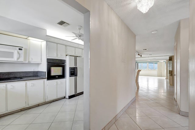 4 of 47 - 5800 Fernley Drive W #51, West Palm Beach, FL