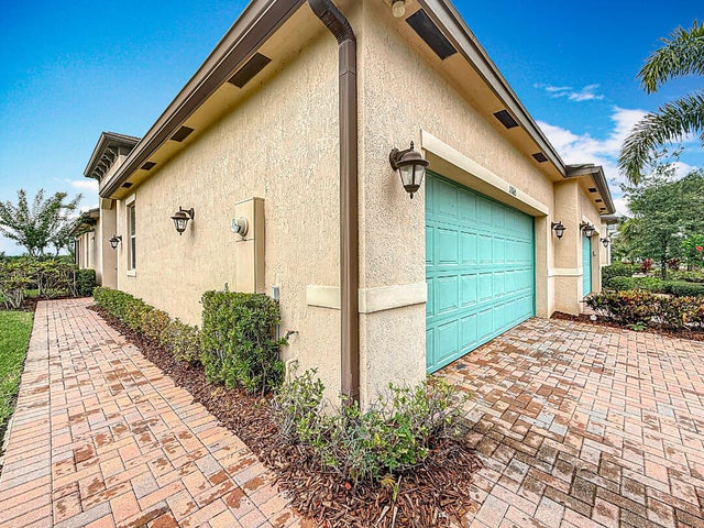 4 of 69 - 11066 Sw Sunrise Lake Drive, Port Saint Lucie, FL